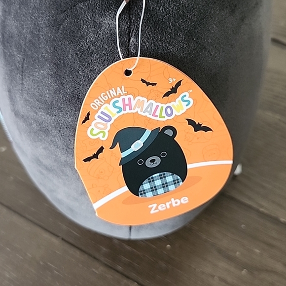 Squishmallows 10” Zerbe Black Bear Blue plaid Witch Hat Halloween  2024 NWT - Picture 2 of 2